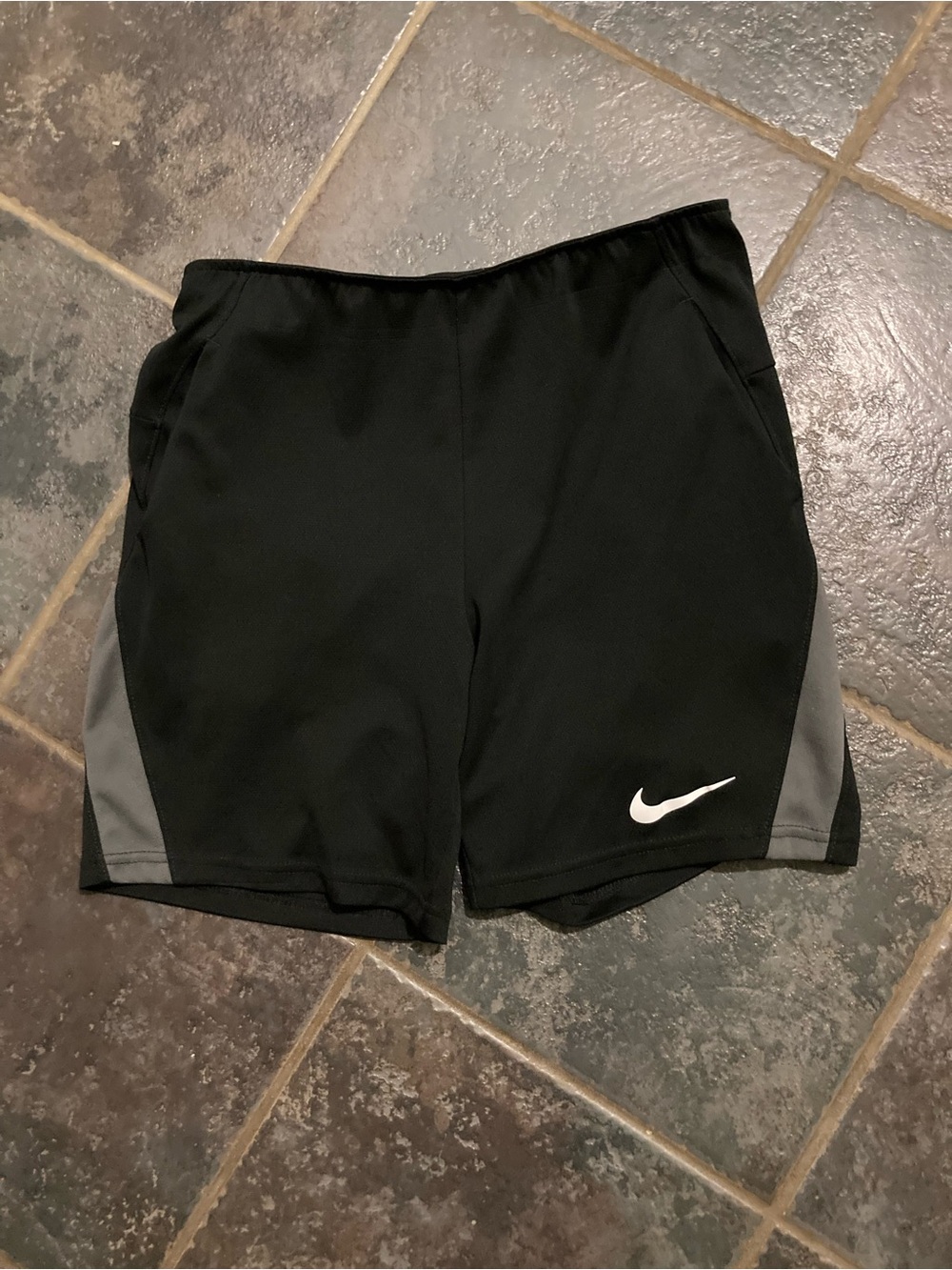 Nike Dri-FIT Quick Dry Black Athletic Training Shorts Men’s Size S
